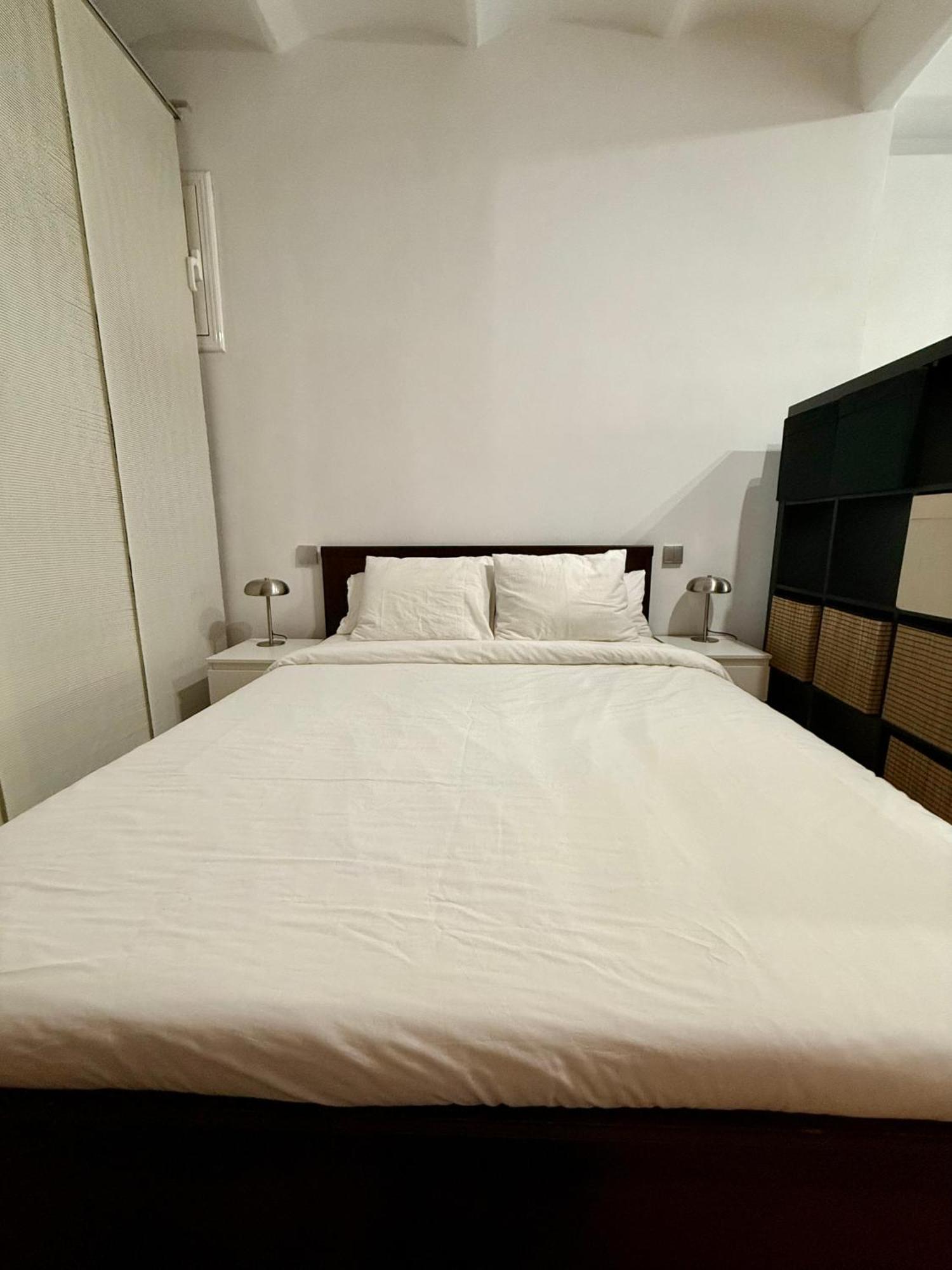 Newly Renovated Stylish Eixample - Great Location Barcelona Exterior foto