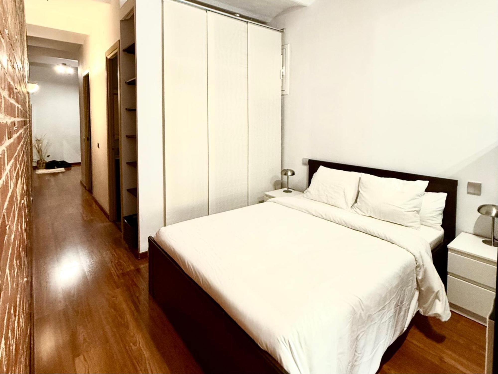 Newly Renovated Stylish Eixample - Great Location Barcelona Exterior foto